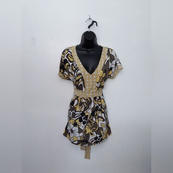 Tailor vneck blouse - Picture 1 of 4